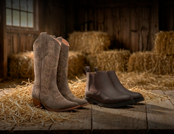 Bota Texana vs Botina Tradicional: qual é a melhor escolha para você?